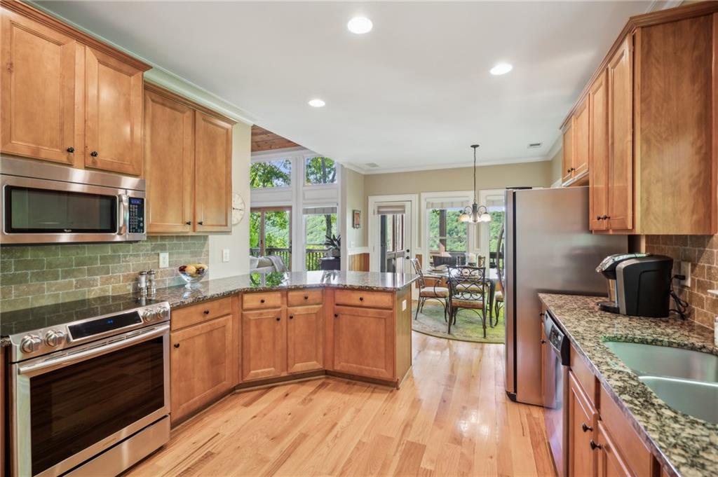 215 Columbine Drive, Big Canoe, Georgia image 15