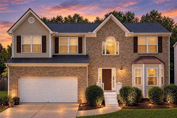 5492 SKYLAR CREEK LN, BUFORD, GA 30518 - Image d798dab5d1e5cc34fb80cf00ddc31d1b/899922502