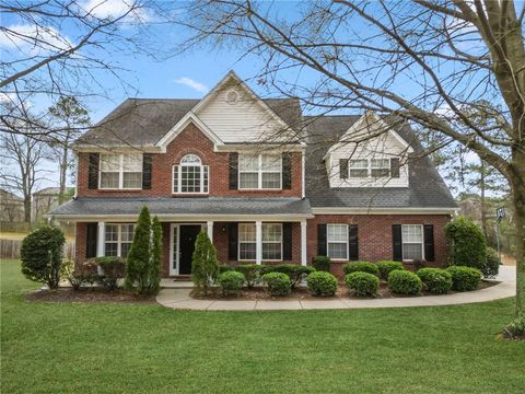 A home in Dacula