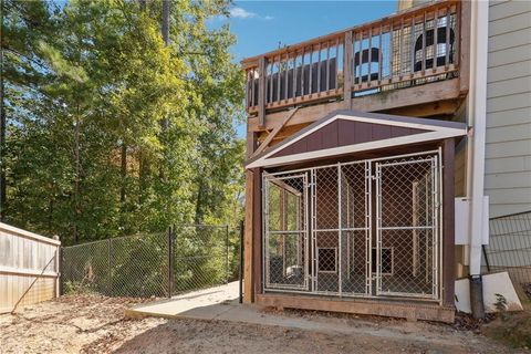 A home in Dacula