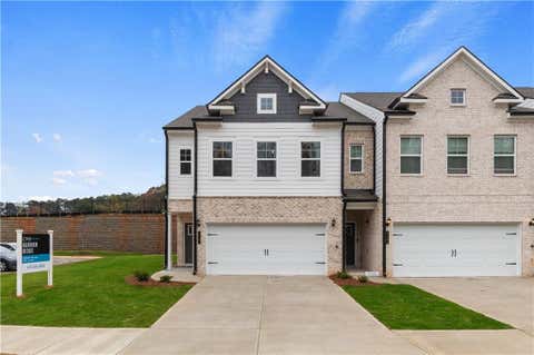 Townhouse For Sale - 8163 Tiger Way<br/> Riverdale, GA 30296