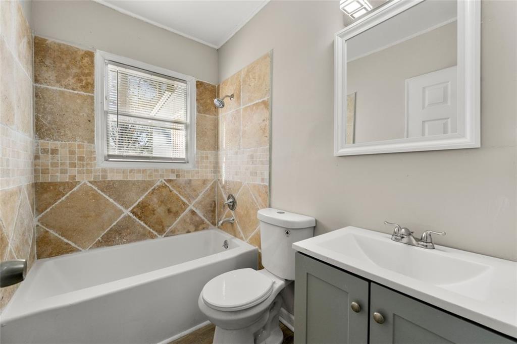 540 Hamilton E Holmes Drive, Atlanta, Georgia image 12