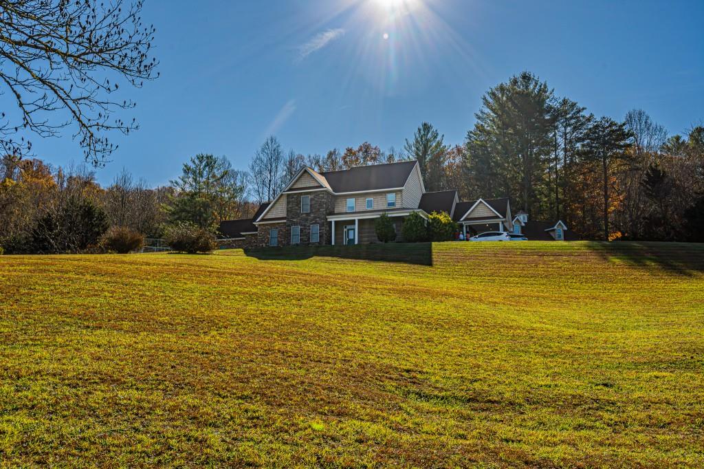 718 Hidden Lake Road, Blairsville, Georgia image 1