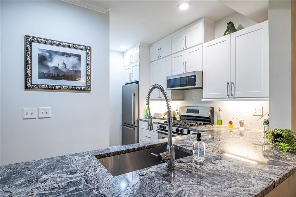 240 Renaissance Parkway #106, Atlanta, Georgia image 9