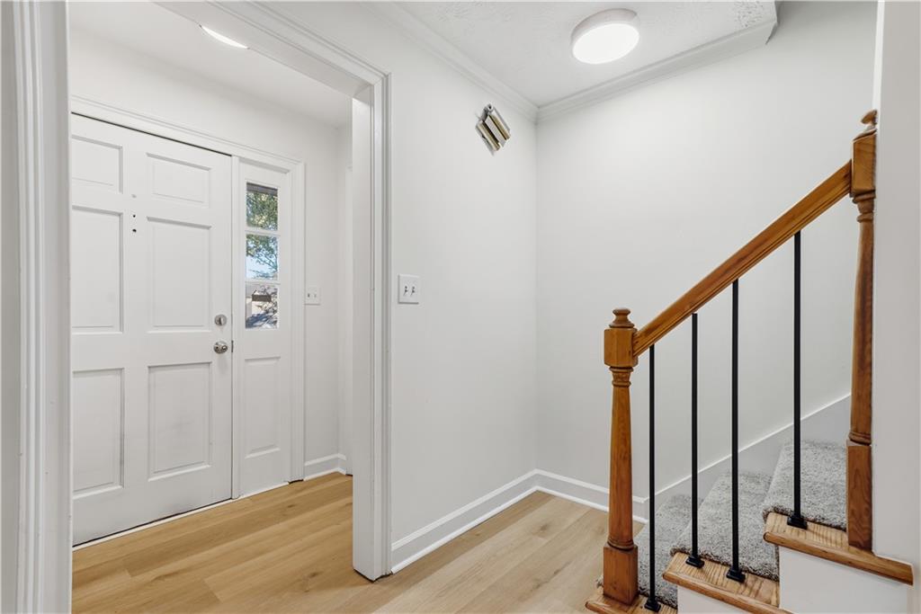 1367 Wenlock Edge Cove