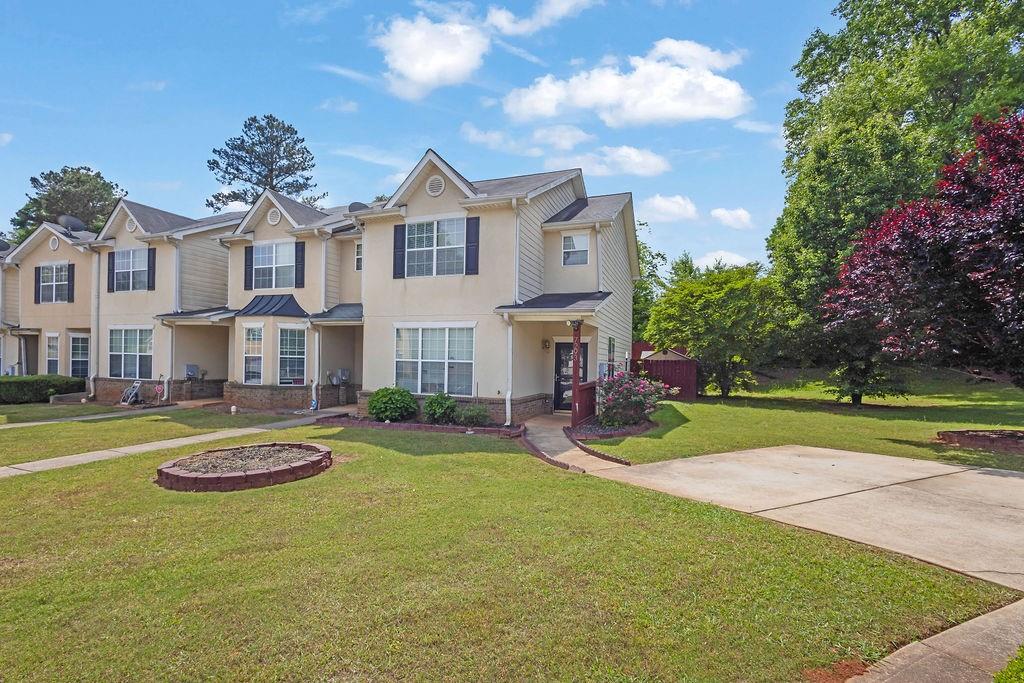 7293 Bridlewood Court, Jonesboro, Georgia image 2
