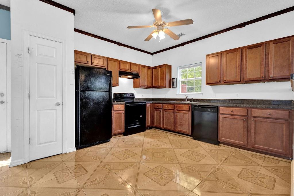 7293 Bridlewood Court, Jonesboro, Georgia image 15