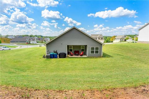 A home in Fairburn