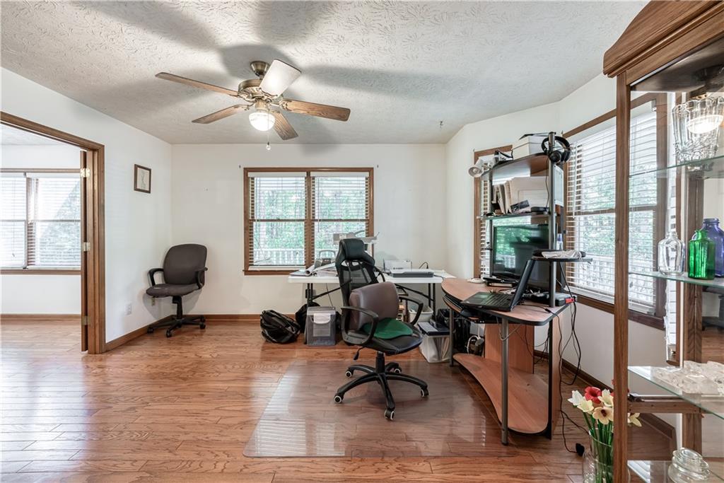 558 Auburn Road