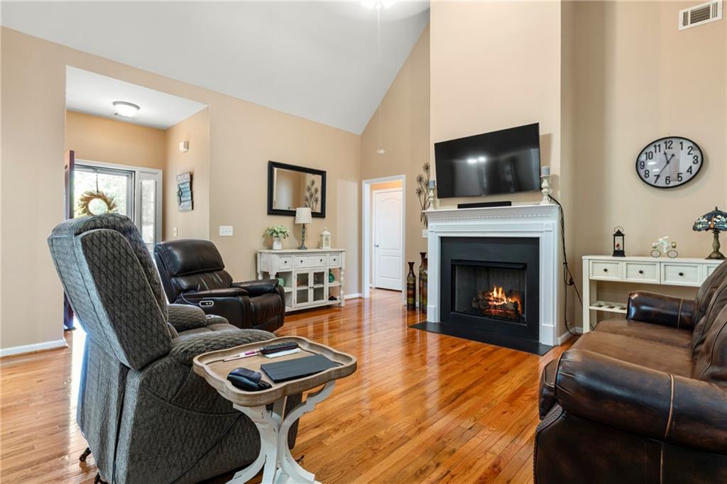 2040 Chicago Avenue, Atlanta, Georgia image 5
