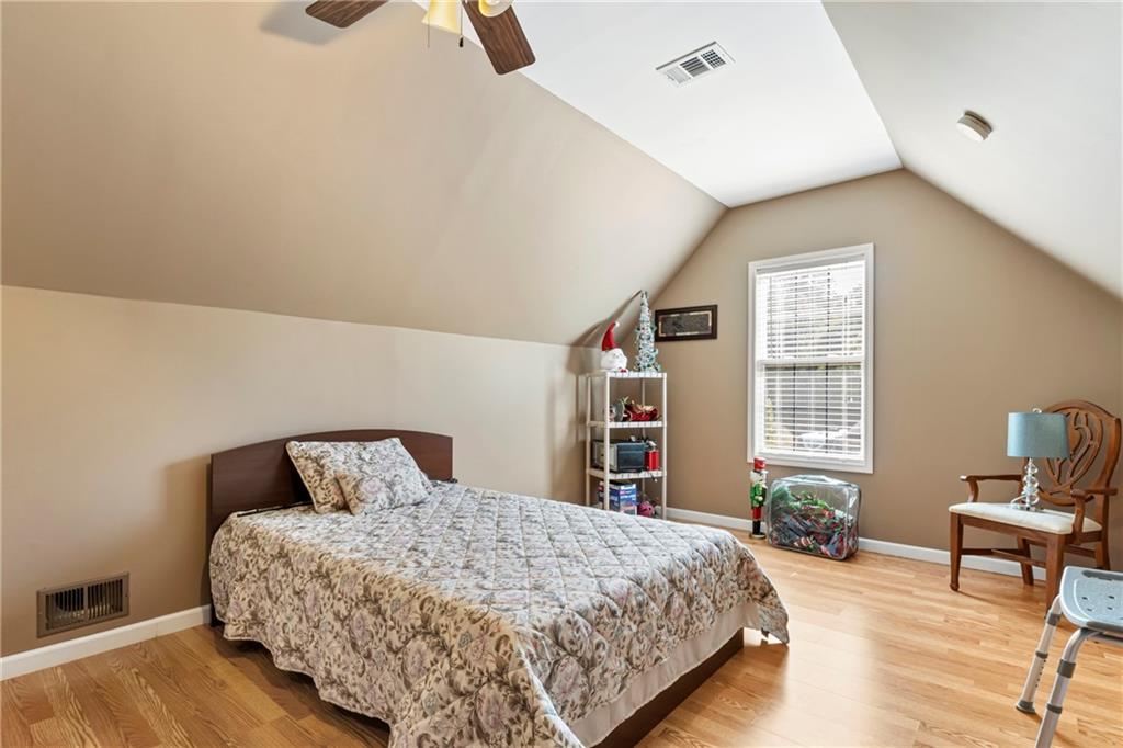 2040 Chicago Avenue, Atlanta, Georgia image 27