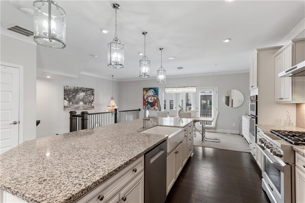 2111 Iverson Drive SE