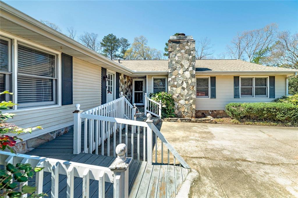 115 Heritage Circle