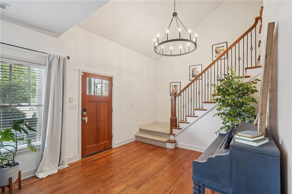 700 Frasier Circle SE