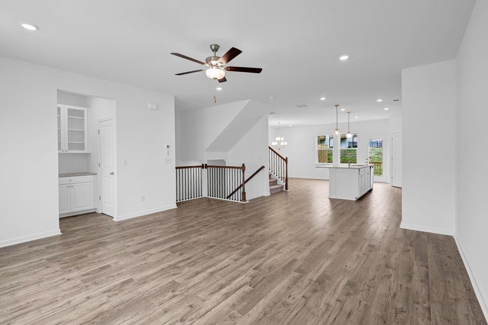 2843 Rosehall Way