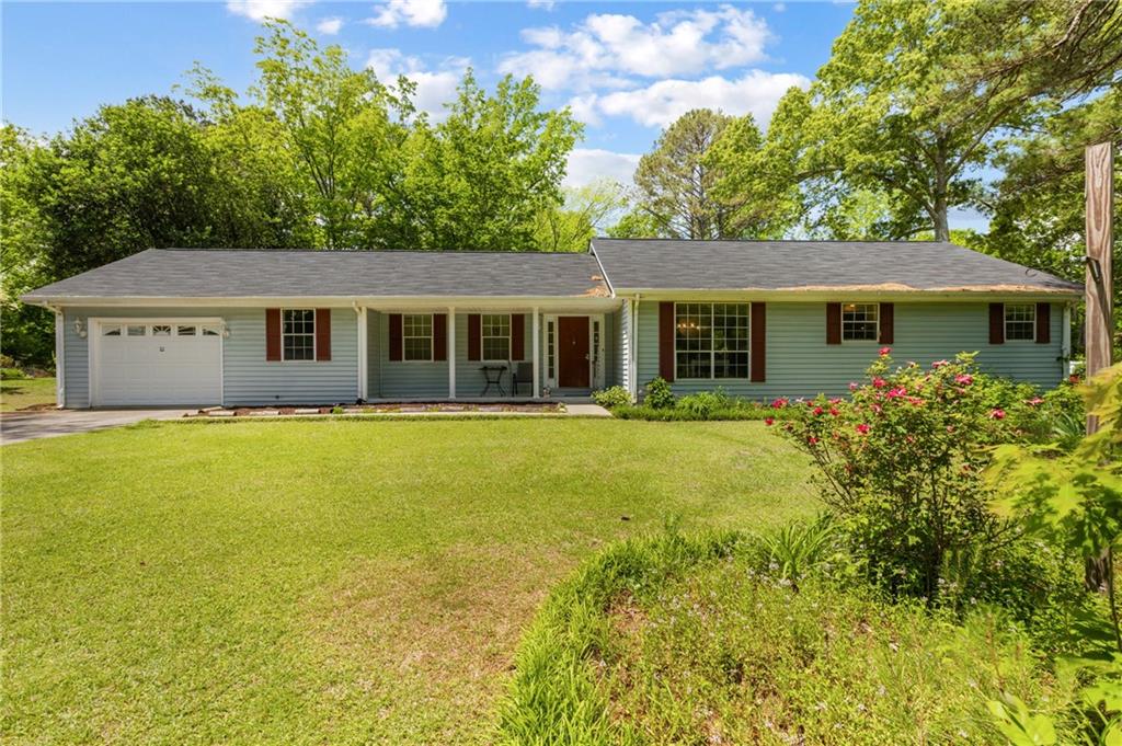 40 Carole Drive, Carrollton, Georgia image 1