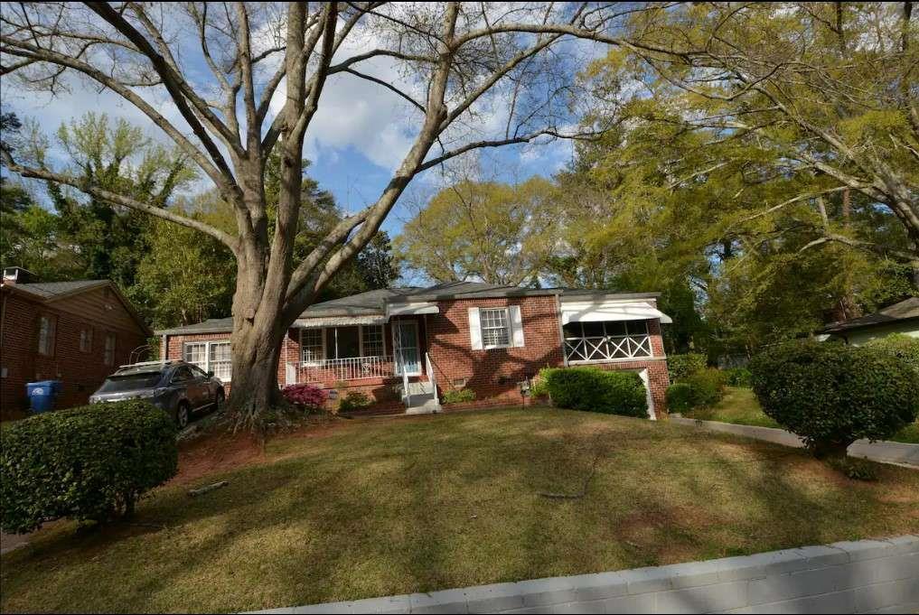 1766 SW Brewer Boulevard, Atlanta, Georgia image 1