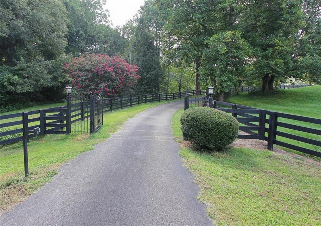 5360 Channel Drive, Gillsville, Georgia image 6