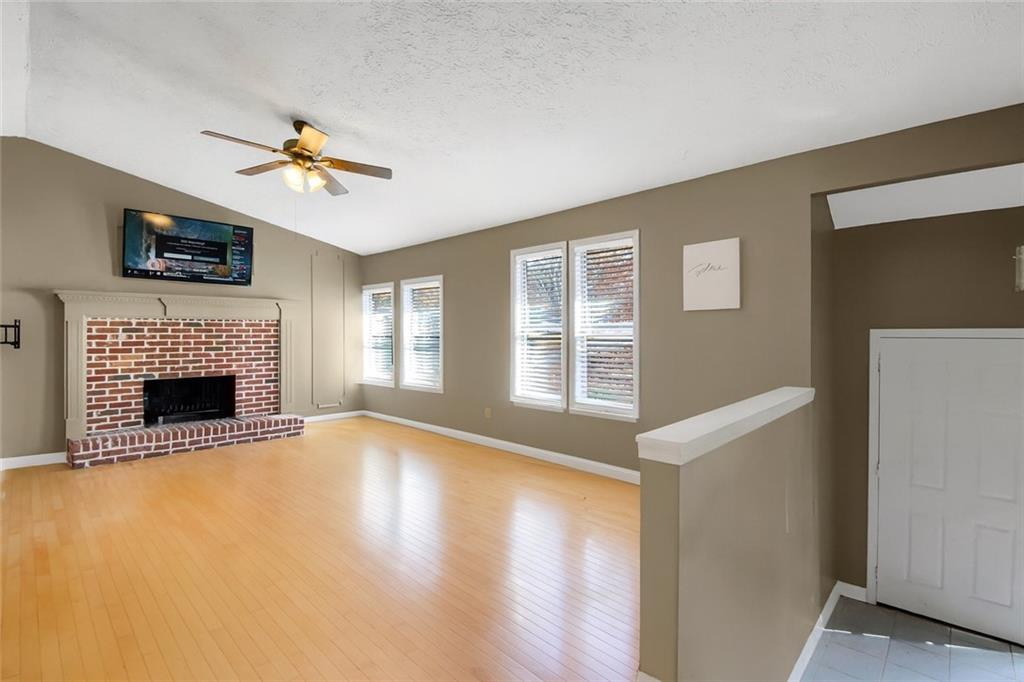 159 W Putnam Ferry Road