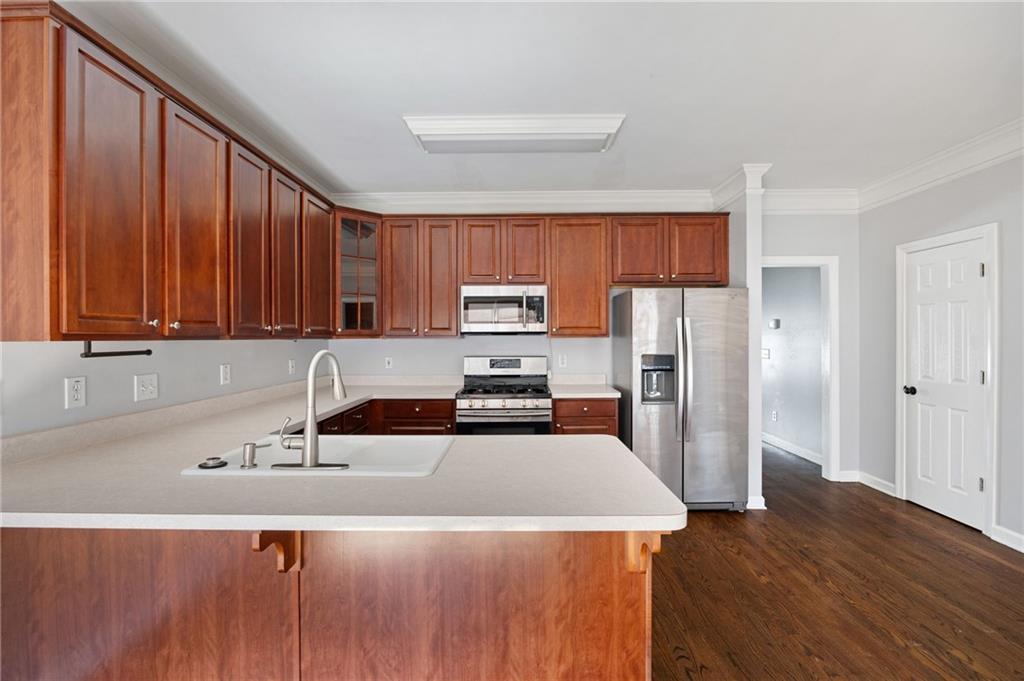 Queensborough Square - Residential