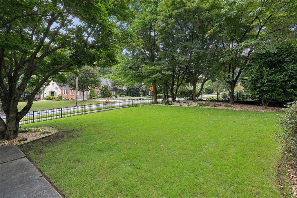 548 E Wesley Road