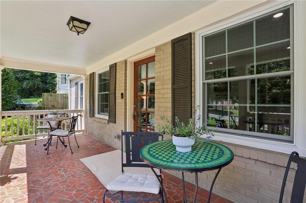 548 E Wesley Road