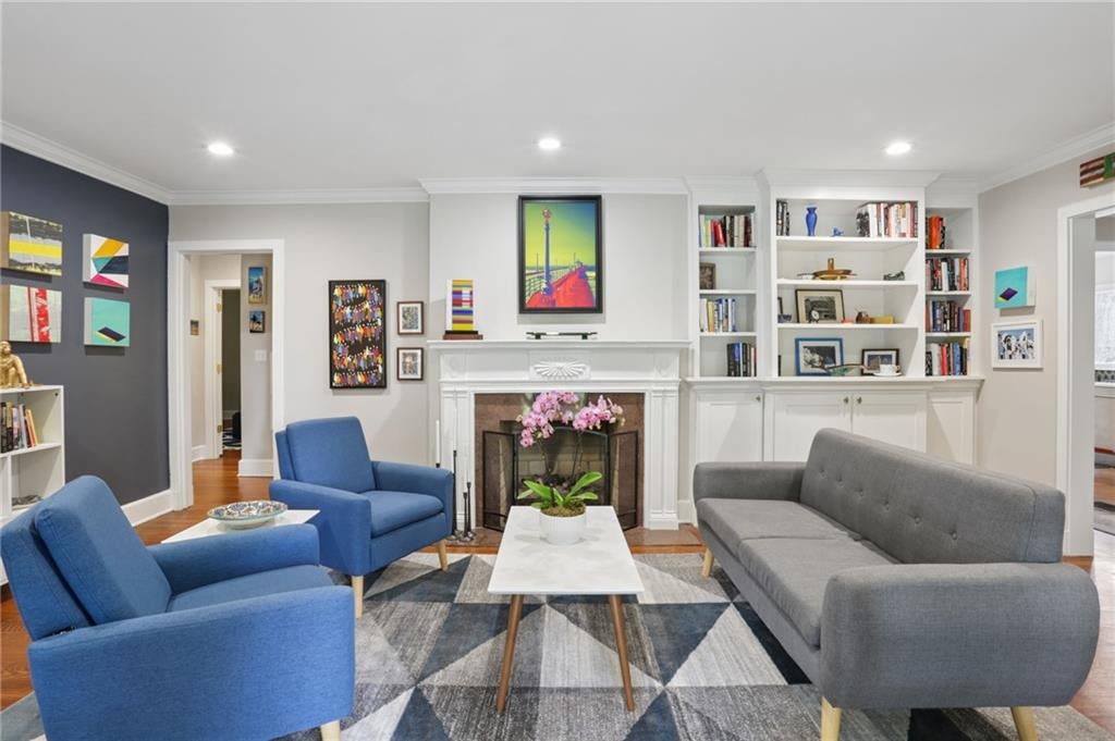 548 E Wesley Road