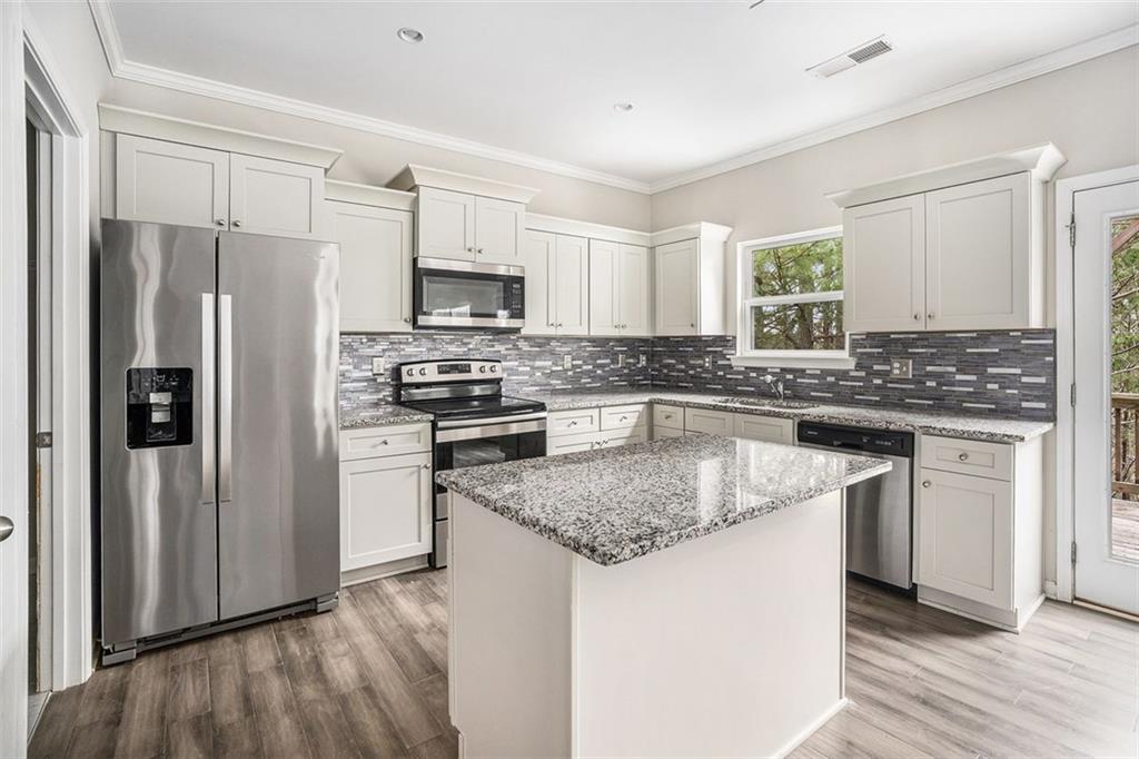 228 Fieldcrest Drive, Dallas, Georgia image 5