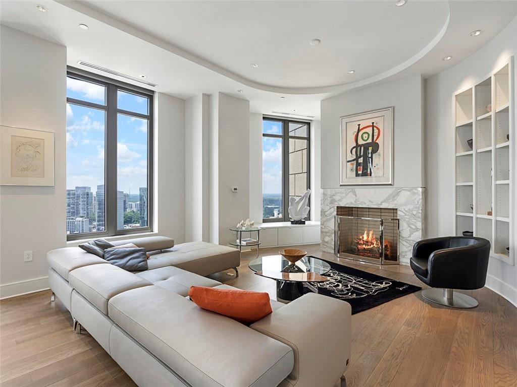 3376 Peachtree Road NE 44B