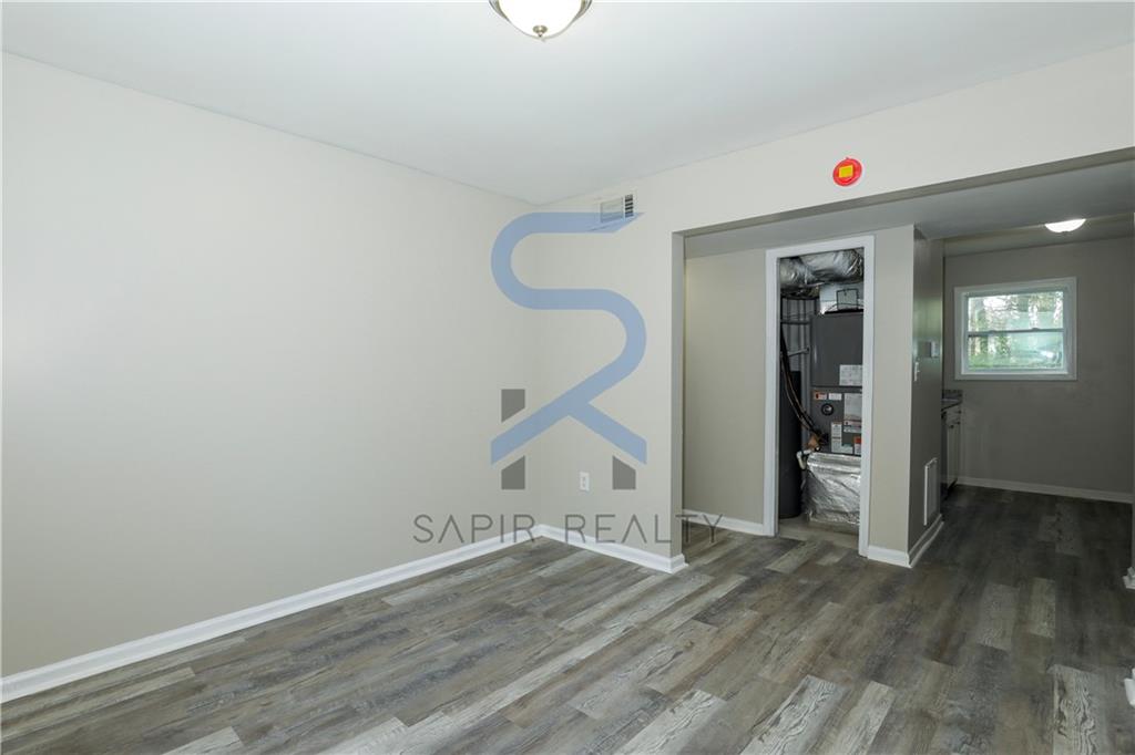 166 Anderson Avenue NW B17