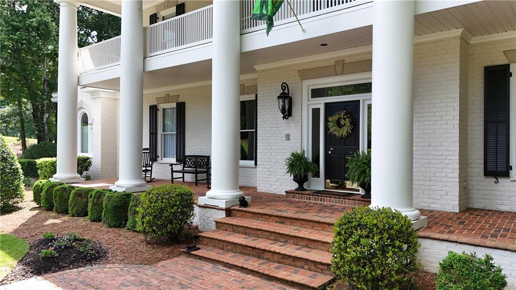 5045 Harrington Road, Johns Creek, Georgia image 9