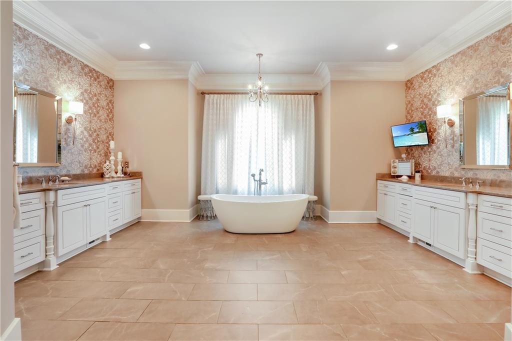 5045 Harrington Road, Johns Creek, Georgia image 38