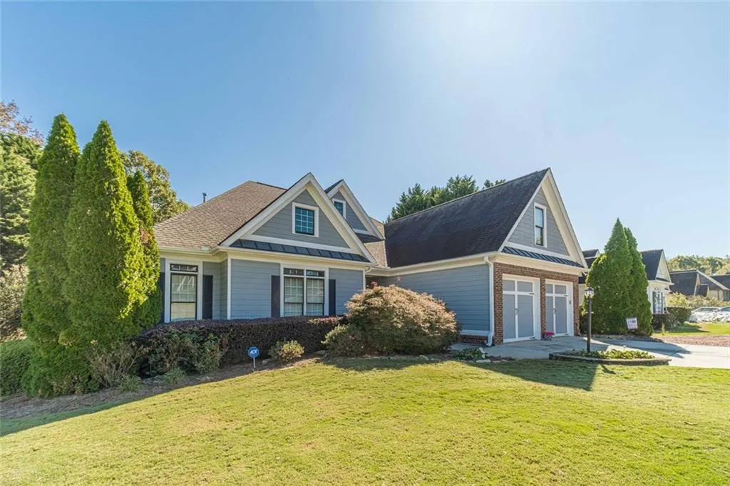 Loganville, Georgia 30052, United States, 5 Bedrooms Bedrooms, ,5 BathroomsBathrooms,Residential,Active,237195