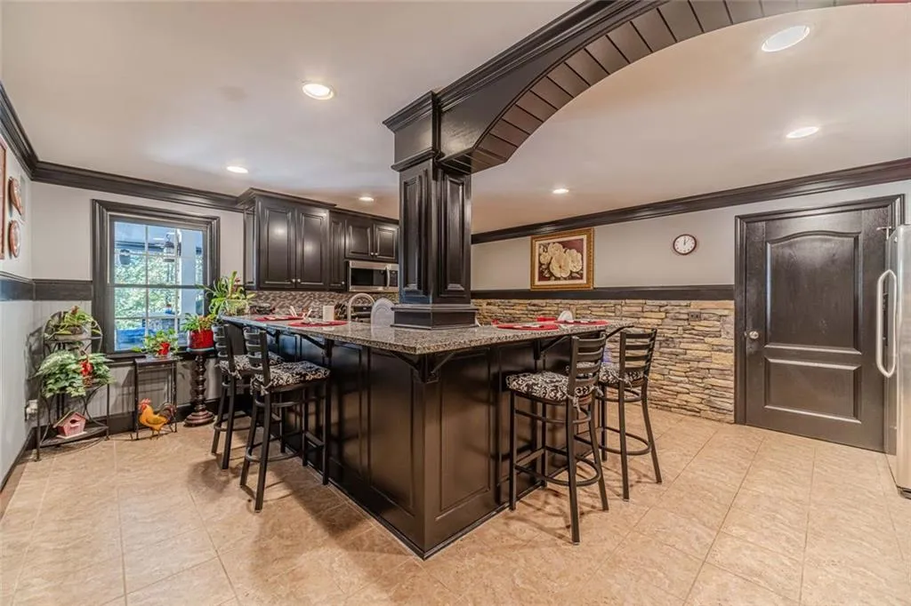 Loganville, Georgia 30052, United States, 5 Bedrooms Bedrooms, ,5 BathroomsBathrooms,Residential,Active,237195