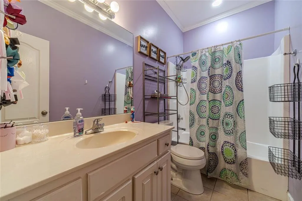 Loganville, Georgia 30052, United States, 5 Bedrooms Bedrooms, ,5 BathroomsBathrooms,Residential,Active,237195