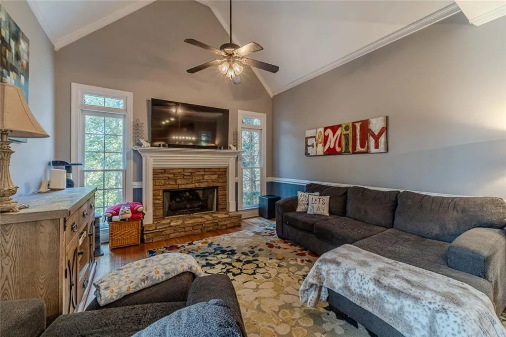 Loganville, Georgia 30052, United States, 5 Bedrooms Bedrooms, ,5 BathroomsBathrooms,Residential,Active,237195