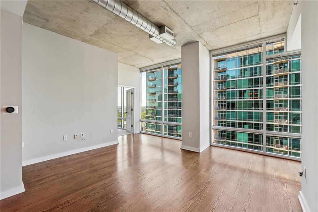 943 Peachtree Street NE 1606