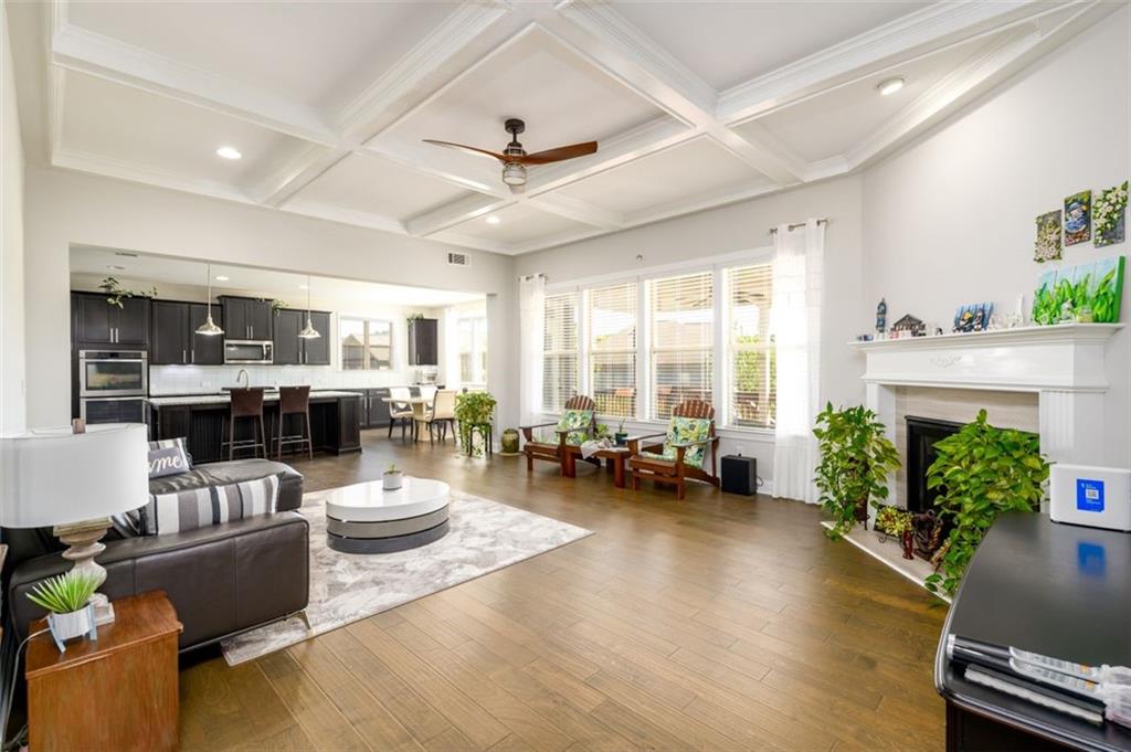 4041 Woodward Walk Lane, Suwanee, Georgia image 9