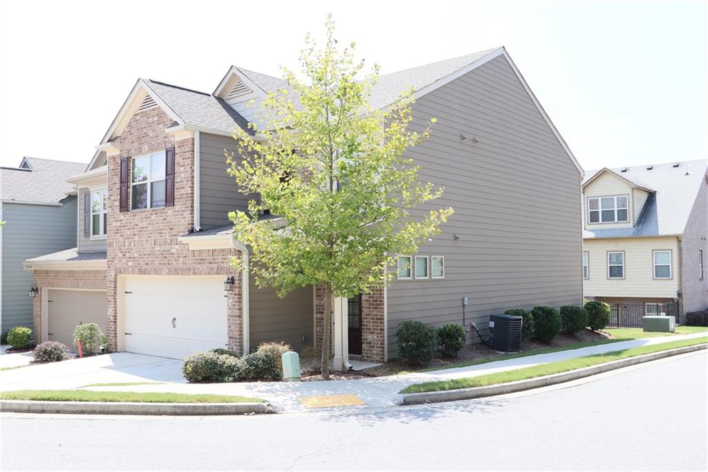 1044 Haley Woods Lane