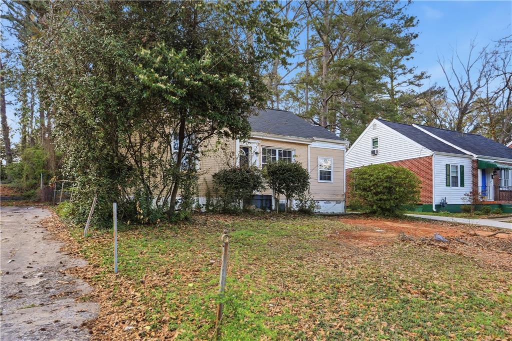 1905 S Gordon Street SW