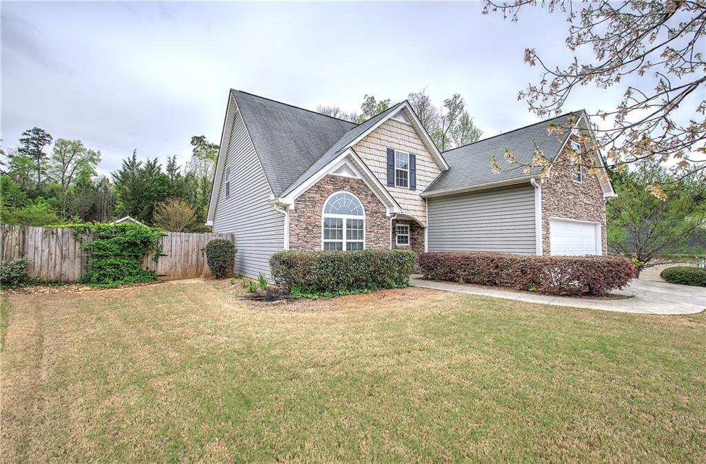 3 Foothills Drive SW