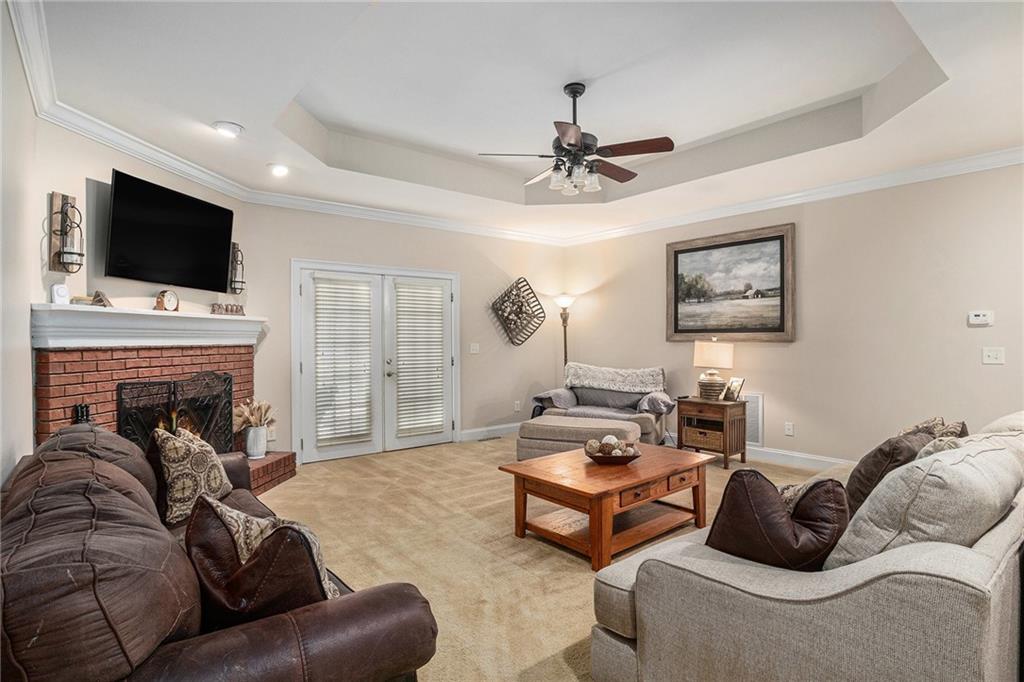 Wellington Pointe - Residential