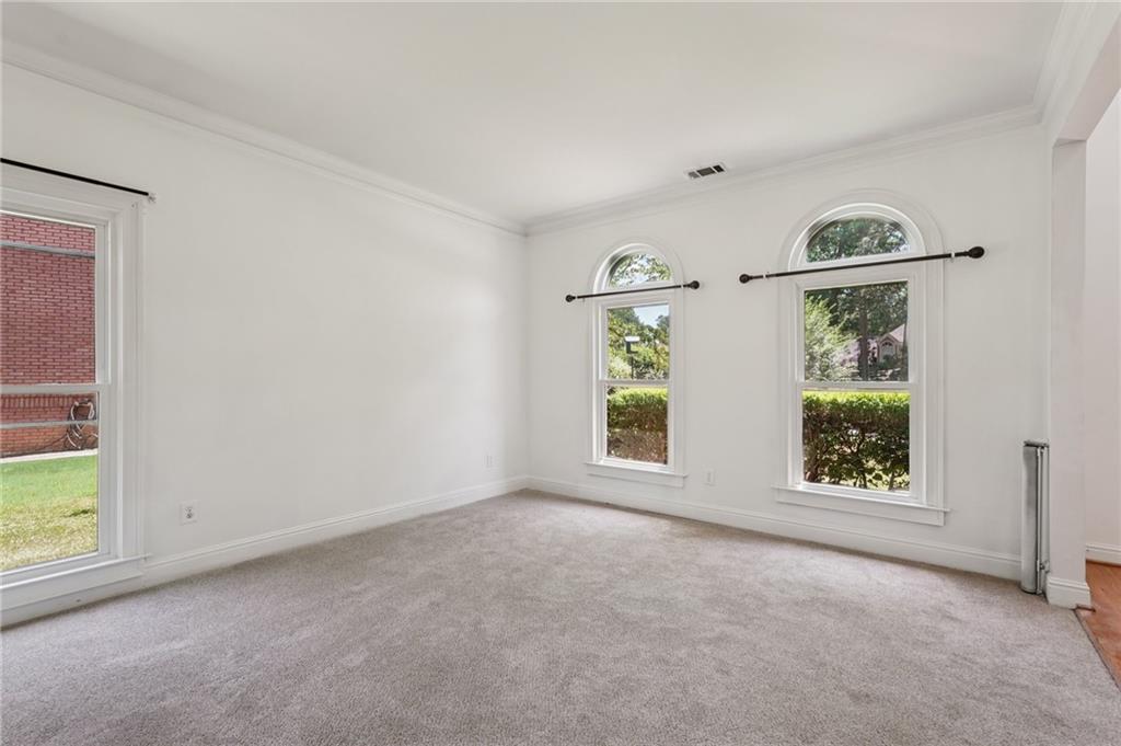 1496 Fallsbrook Court NW