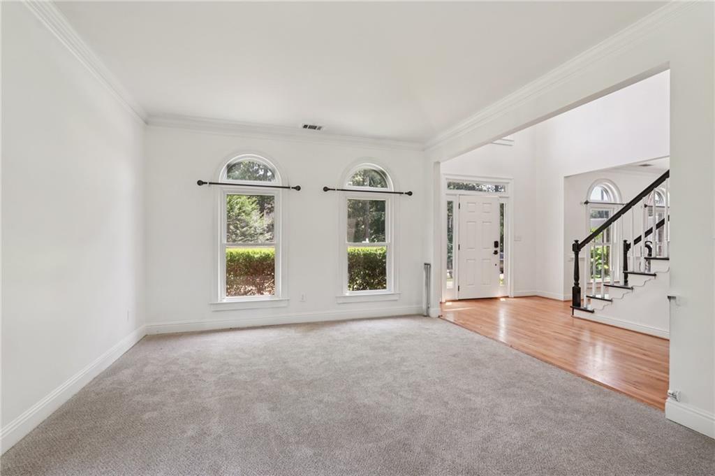 1496 Fallsbrook Court NW