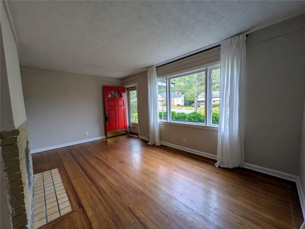 366 Lynnhaven Drive SW