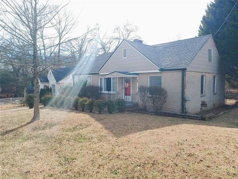 366 Lynnhaven Drive SW Atlanta GA 30310