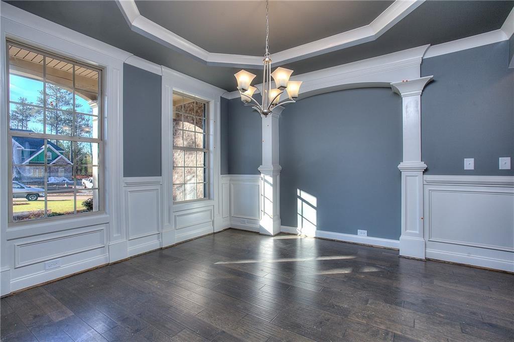 3231 Ashmore Court SW