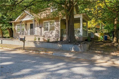 Photo of 673 Pearce Street SW, Atlanta, GA 30310 (MLS # 7672302)