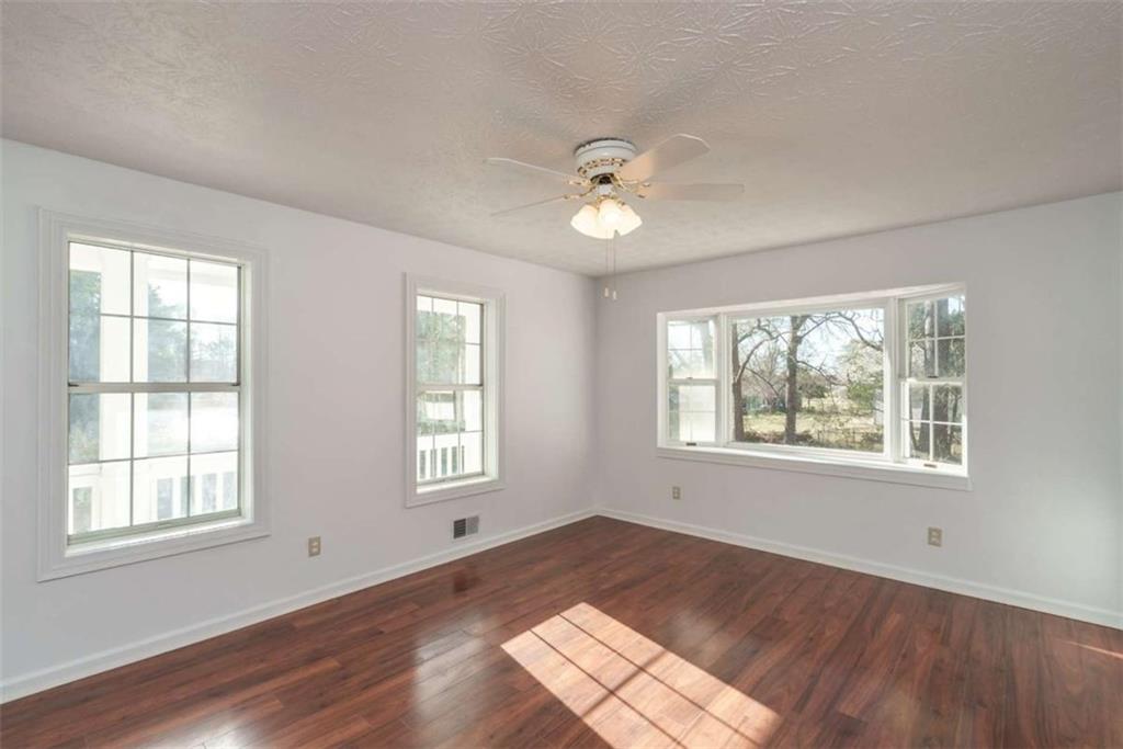 1050 Eugene Lane, Madison, Georgia image 10