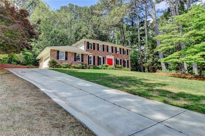 1450 Holly Bank Circle, Atlanta, Georgia image 3